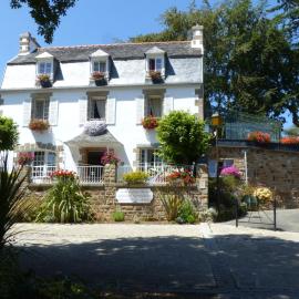 Demeure des tilleuls, hotel v destinácii Locquénolé