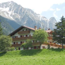Kühlerhof, hotel in Anterselva di Mezzo
