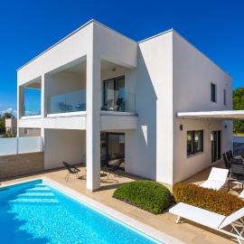 Villa Aurea, hotel in Linardići
