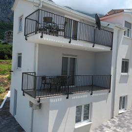 LUXURY L&F Apartments