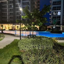 86 sqm, 3BR condo, Free Prking, WiFi, ntflx