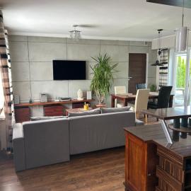 Viesnīca Uroczy apartament z ogrodem Malborkā