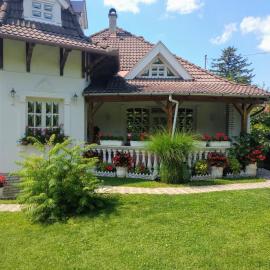 Ágnes Nyaralóház, hotel in Siófok
