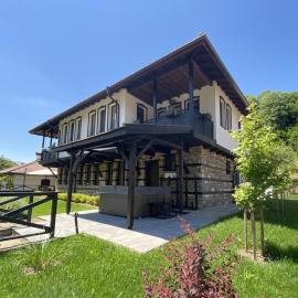 Къща за гости Лъките, hotel a Divchovoto