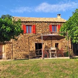 A Casuccia - Maison traditionnelle Corse avec piscine privée