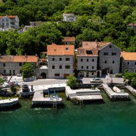 Historic Waterfront House, hotel en Muo