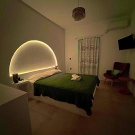 Nikosgardenplacebythesea, hotel sa Amorgós