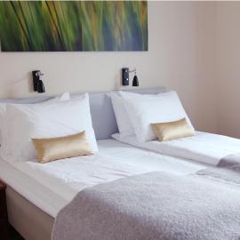 Hotel Marena، فندق في أندينيس