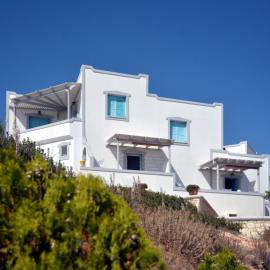 Koukida House, Hotel in Donousa