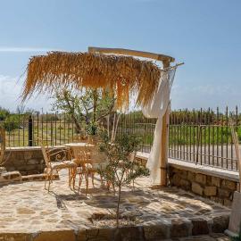 Lithos Messolongi Paradise - A Luxurious Retreat, hotel in Missolonghi
