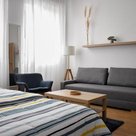 Búzavirág Apartmanok, hotel v destinácii Oszkó
