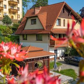 Family House Rosa, hotel in Karpacz