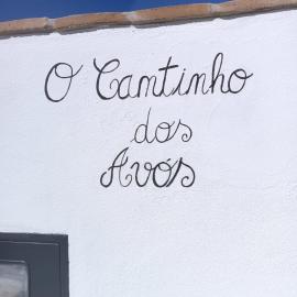 O Cantinho dos Avós