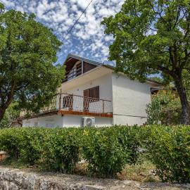 Studio Apartman Zlata, hotel in Stinica