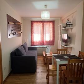 Apartamento Canfranc, khách sạn ở Canfranc-Estación