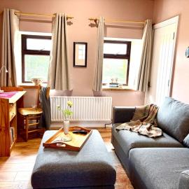 Comfortable Home in Quiet Coastal Community, hotel in Dungarvan