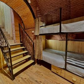 Vintage Hostel At Freedom Square