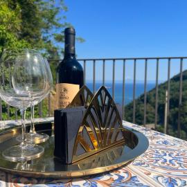Rooms Hub Costa d'Amalfi - Vietri sul Mare, hotel a Vietri