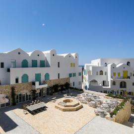 Santorini Residence, Drymades Dhermi, hotel in Gjilek