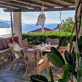 Hidden Gem with Sunset in the Aegean Sea, Two Traditional Homes in Ano Vathy, Samos, hotel em Vathý