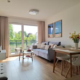 Viesnīca Jantar Resort - Rodzinne Apartamenty z Parkingiem, Strefą Grilla i Placem Zabaw by Flatbook pilsētā Jantara
