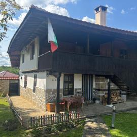 Къща за гости Роза, hotel u gradu 'Elena'