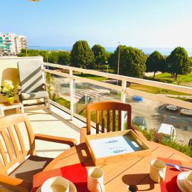 .Apartamento 1a linea de playa + piscina + parking DAIMUS