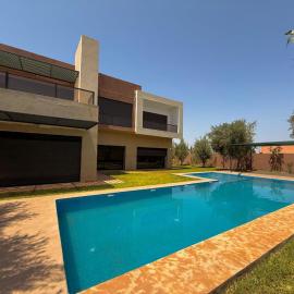 Villa Adam