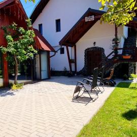 Casa FLOREA, hotel in Vama Buzăului