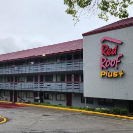 Red Roof Inn PLUS+ Pittsburgh East - Monroeville, hotell i Monroeville