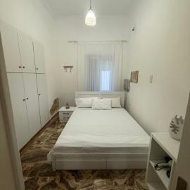 House yard, hotel a Sitia