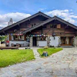 Grosses Chalet für Gruppen und Familien, hotell sihtkohas Ovronnaz