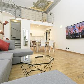 Mimosa house jacuzzi and parking by ML WHITE HOUSE