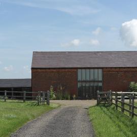 Handley Barn, hotelli kohteessa Silverstone