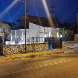 SmallHouseLefkada ΘΕΜΑ, hotel a Ciutat de Lèucada