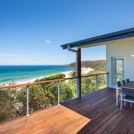 9 Dickinson Avenue-Absolute beachfront!