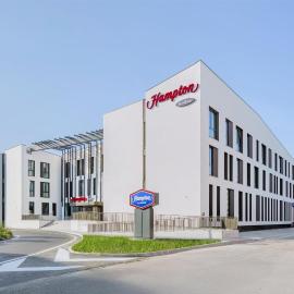 Hampton By Hilton Venice Isola Nuova, מלון בונציה