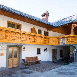 Rooms&Apartments PazlarJerman, hotel in Bled