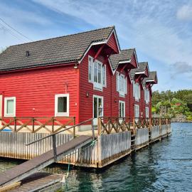 2 Bedroom Stunning Home In Lepsøy, hotel in Lepsøy