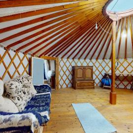 Jurta na Krupinskej planine, hotel di Krupina