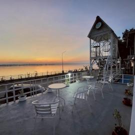 Aran Homestay Khong Riverside That Phanom, hotel sa Amphoe That Phanom