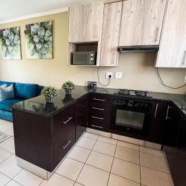 Tshamani self catering, hotel u gradu Hazivju