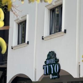 Hotel Tuyo