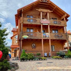 Dayarta, hotel en Skhidnytsya