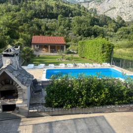 Villa Bubalo