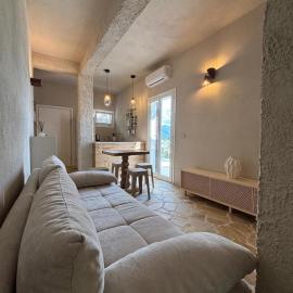 Calma e Relax in Laiugueglia, Mare e tranquillità, hotel a Laigueglia