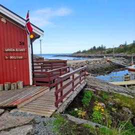 Lofoten Resort og rorbuer, hotel v mestu Sørvågen