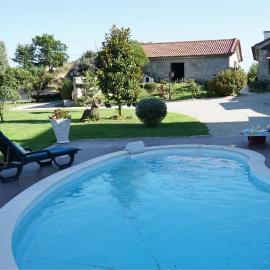 Le refuge, hotel in Tondela