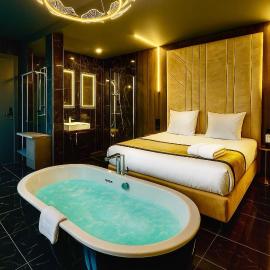 LiFE VOYAGE RESIDENCE & SPA - Strasbourg's City Center Luxury Experience, viešbutis Strasbūre