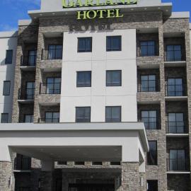 Garland Hotel, hotel u gradu New Concord